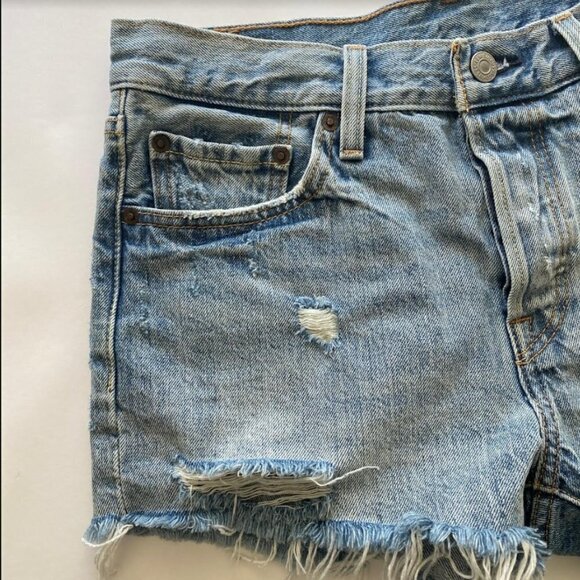 Levi's 501 Denim Shorts Distressed Classic Button Fly Shorts Size 27 - Picture 11 of 12
